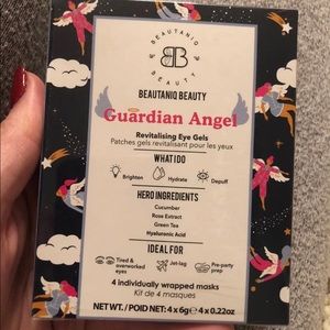 4 pairs of Guardian Angel eye gels NWT